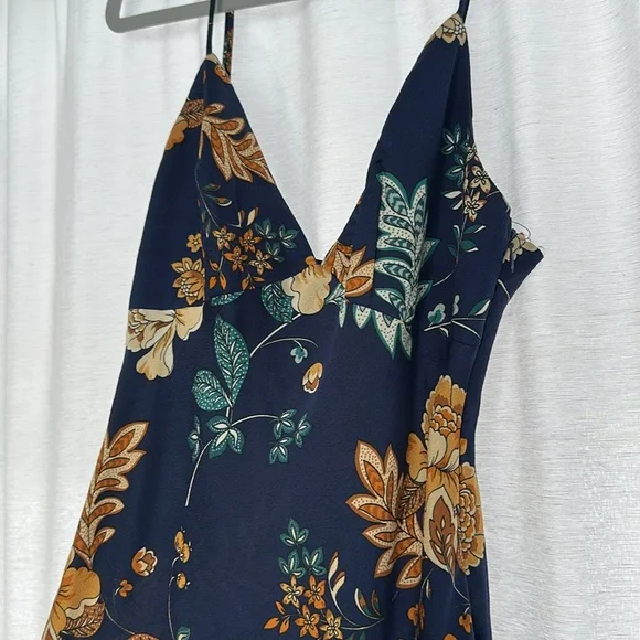 Floral Navy Blue Midi Dress - Picture 3 of 8